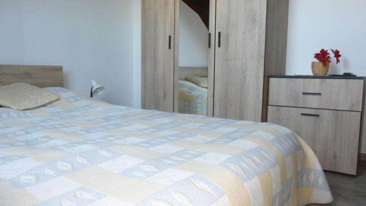 Magdalena Apartman Eger Esterno foto