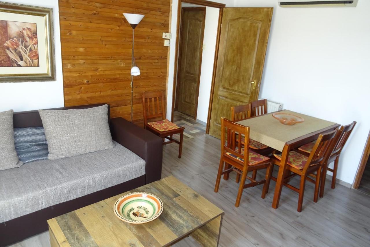 Magdalena Apartman Eger Esterno foto