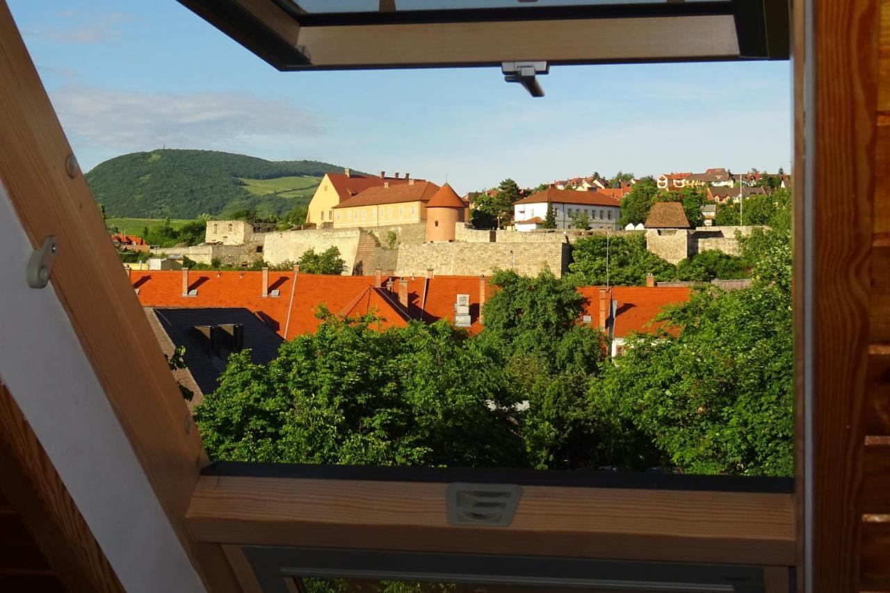 Magdalena Apartman Eger Esterno foto